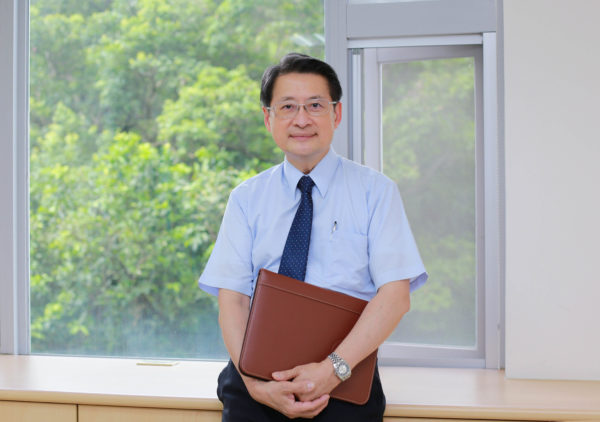 「我希望把國際關係理論與我們國家的處境,聯繫起來。」吳玉山提起研究關懷,除了補足傳統理論的不足,更重要仍來自強烈的現實焦慮。他直言,國際關係是「生死存亡」,需要更多研究能量投入,才能從宏觀視角為國家的下一步累積知識基礎。圖│研之有物